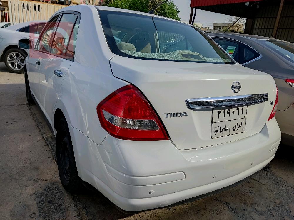 Nissan Tiida